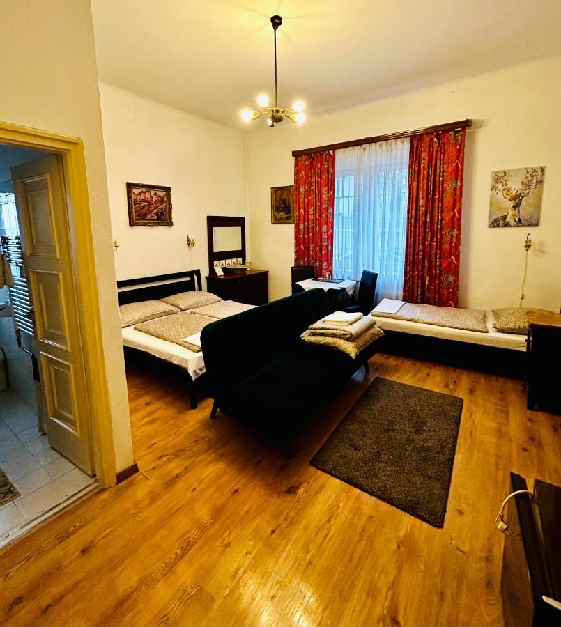 Kis Gellert Guesthouse Budapest Exteriör bild